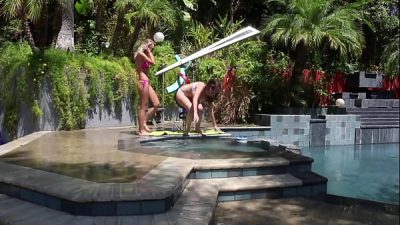 MOANING ORGASM LESBOZ
